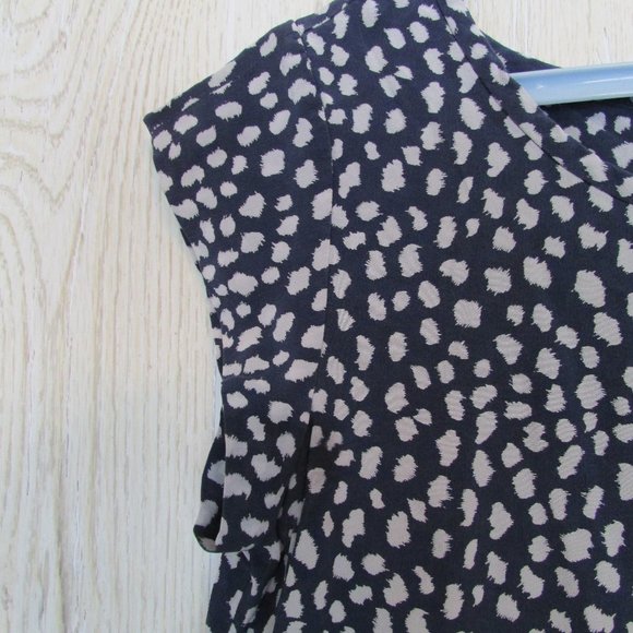 Joie Silk Navy Animal Print Blouse Top Cap Sleeves - Picture 2 of 6
